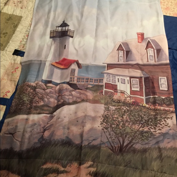 Yard flag storage bag & 3 flags - Picture 1 of 7